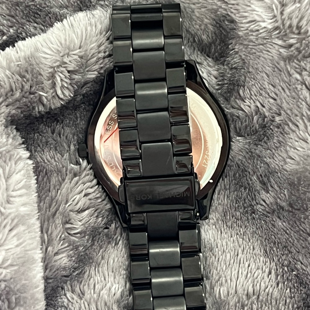 Michael Kors Watch - Picture 2 of 3